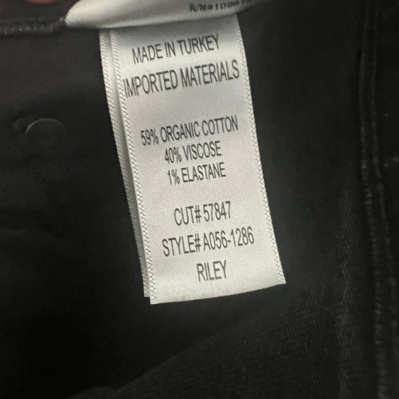 AGOLDE, Riley High Rise Straight Leg Cropped jeans, button fly, Black, size 27 - Picture 8 of 9